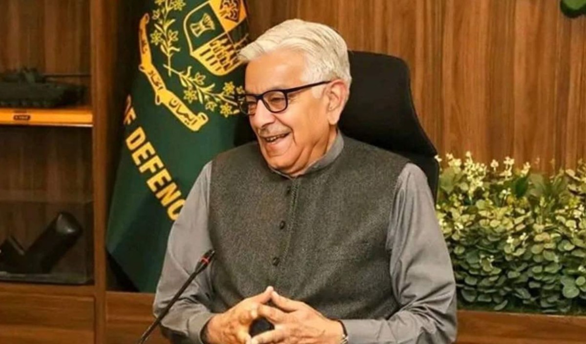 Pakistan की नई गीदड़भभकी, रक्षा मंत्री Khawaja Asif ने दी Kolkata पर Attack की धमकी