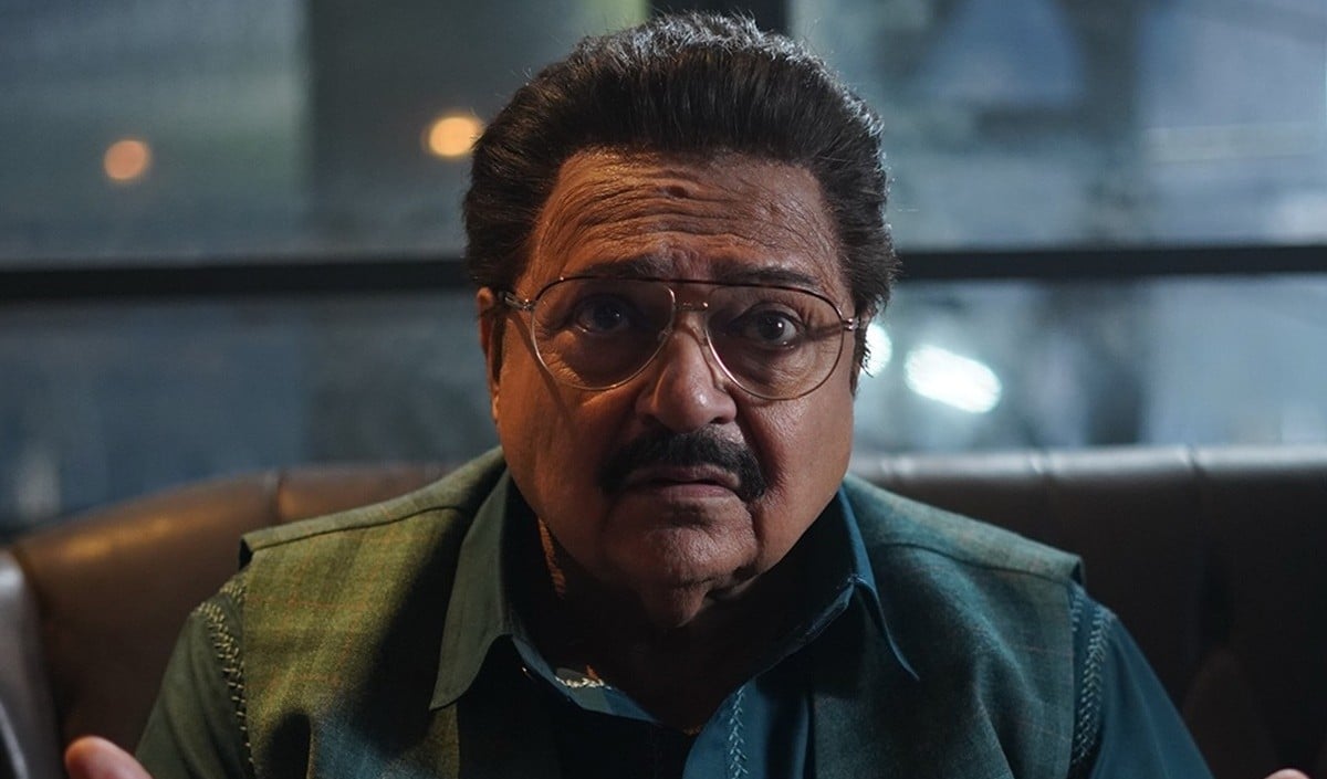 71 की उम्र में Rakesh Bedi का जलवा: Dhurandhar 2 की सफलता के बाद मिला 1 करोड़ का बोनस, ‘जमील जमाली’ के ट्विस्ट ने उड़ाए होश