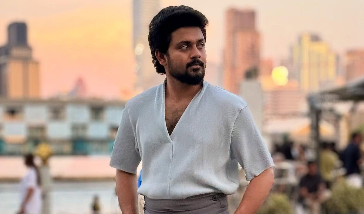 तेलुगू फिल्म इंडस्ट्री में मातम: सड़क हादसे में अभिनेता Bharath Kanth और Cinematographer Trilok का निधन