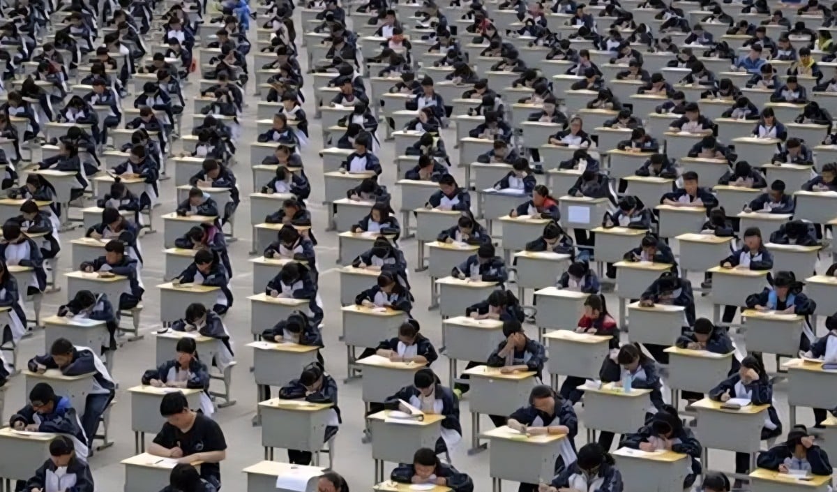 NEET Exam विवाद: China के ‘Gaokao’ से क्यों सबक नहीं लेता भारत का Education System?