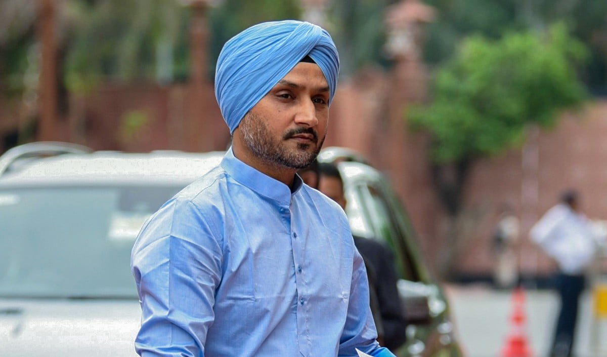आखिर क्यों छिनी गई Harbhajan Singh की Security? हाईकोर्ट ने पंजाब सरकार से पूछा सवाल