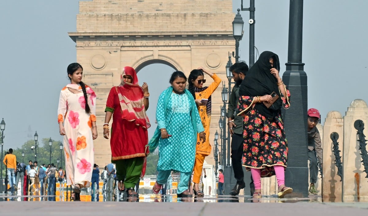 IMD का बड़ा Alert: Delhi-NCR में भीषण Heatwave का कहर, पारा 45 डिग्री तक पहुंचने के आसार