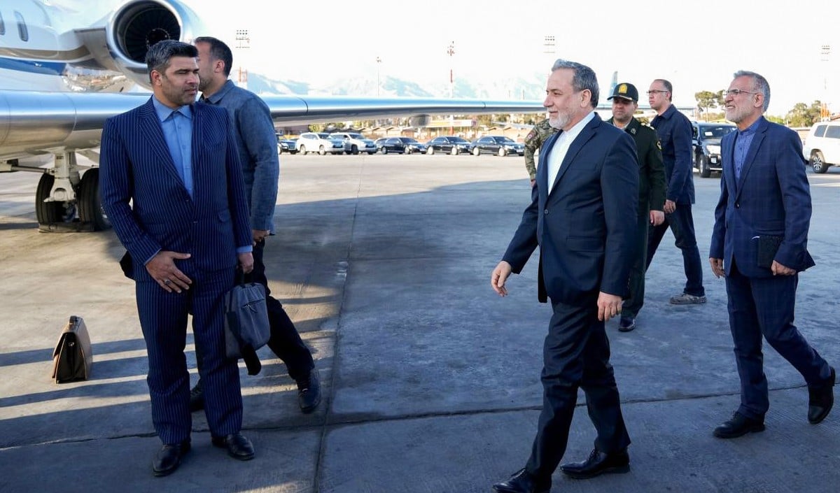 Iran Peace Proposal | पश्चिम एशिया संकट पर ईरान का नया शांति प्रस्ताव, पाकिस्तान बना मध्यस्थ, ट्रंप बोले-‘मैं संतुष्ट नहीं हूँ’