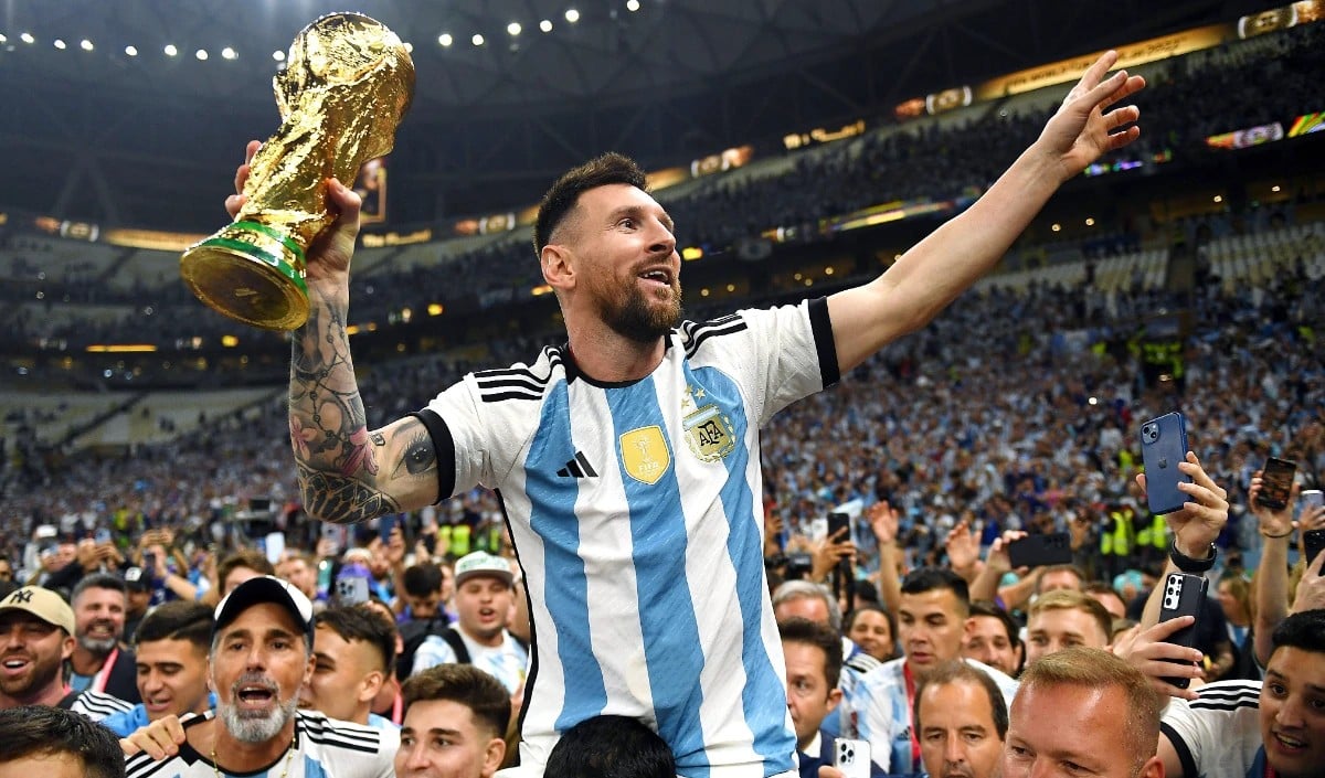 World Cup से पहले Lionel Messi के Last Match में ड्रामा, चोट की आशंका से मैदान छोड़ा