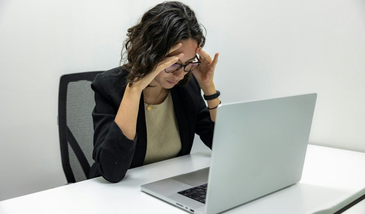 हर छोटी बात पर बढ़ जाता है तनाव? ये 7 माइंड ट्रिक्स मिनटों में देंगी सुकून