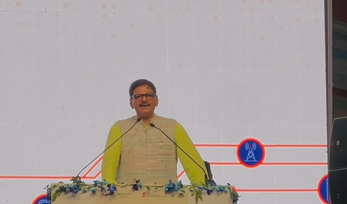 “किसानों के त्याग से जेवर बना निवेश का नया वैश्विक केंद्र, ₹15,023 करोड़ की परियोजनाओं की रखी गई आधारशिला”