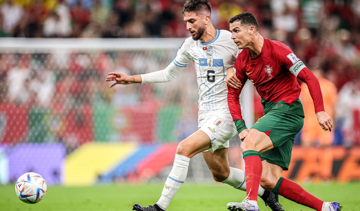 FIFA World Cup 2026 | अरब देशों का अरबों का निवेश हुआ फेल! रोनाल्डो-नेमार को खरीदने वाले खाड़ी देश फ्लॉप, अफ्रीका के छोटे देशों ने मचाया धमाल