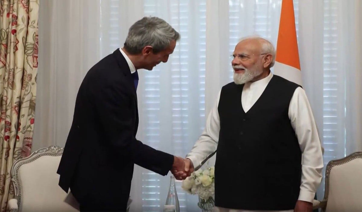 France दौरे पर PM मोदी की Business Diplomacy, Saint-Gobain के CEO से की हाई-लेवल मीटिंग