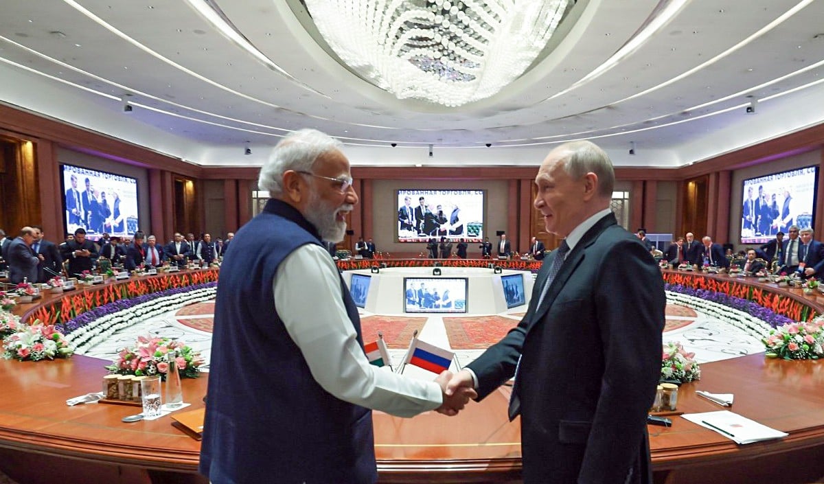 Russia से भारत की तेल दोस्ती गहरी, US की पाबंदी के बावजूद Crude Oil आयात 21% बढ़ा