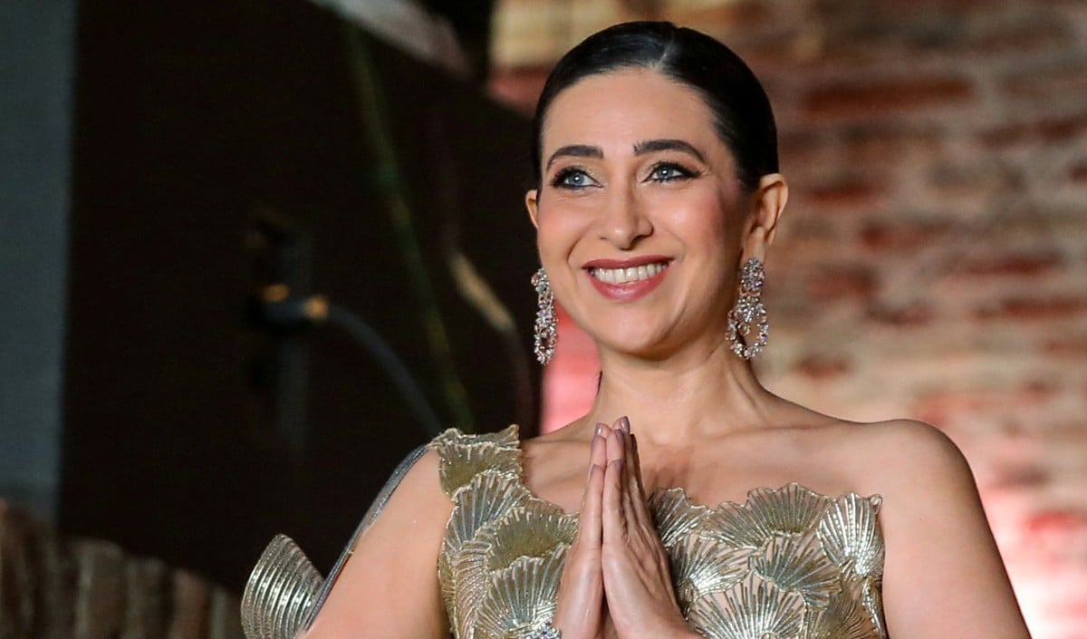 ‘हमेशा हमारे दिलों में…’, संजय कपूर की पहली बरसी पर इमोशनल हुईं करिश्मा कपूर, 30,000 करोड़ की संपत्ति विवाद के बीच किया याद