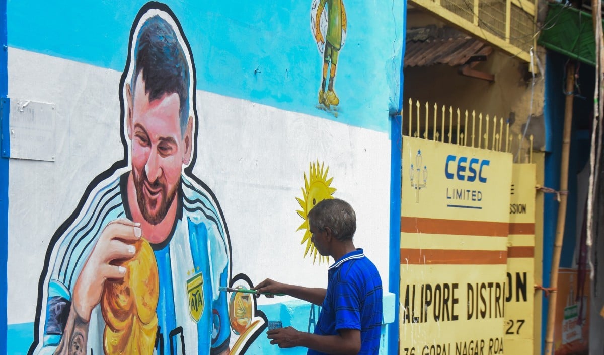 World Cup 2026: ‘फुटबॉल का ताज’ किसे मिलेगा? Messi, Ronaldo या Mbappé?