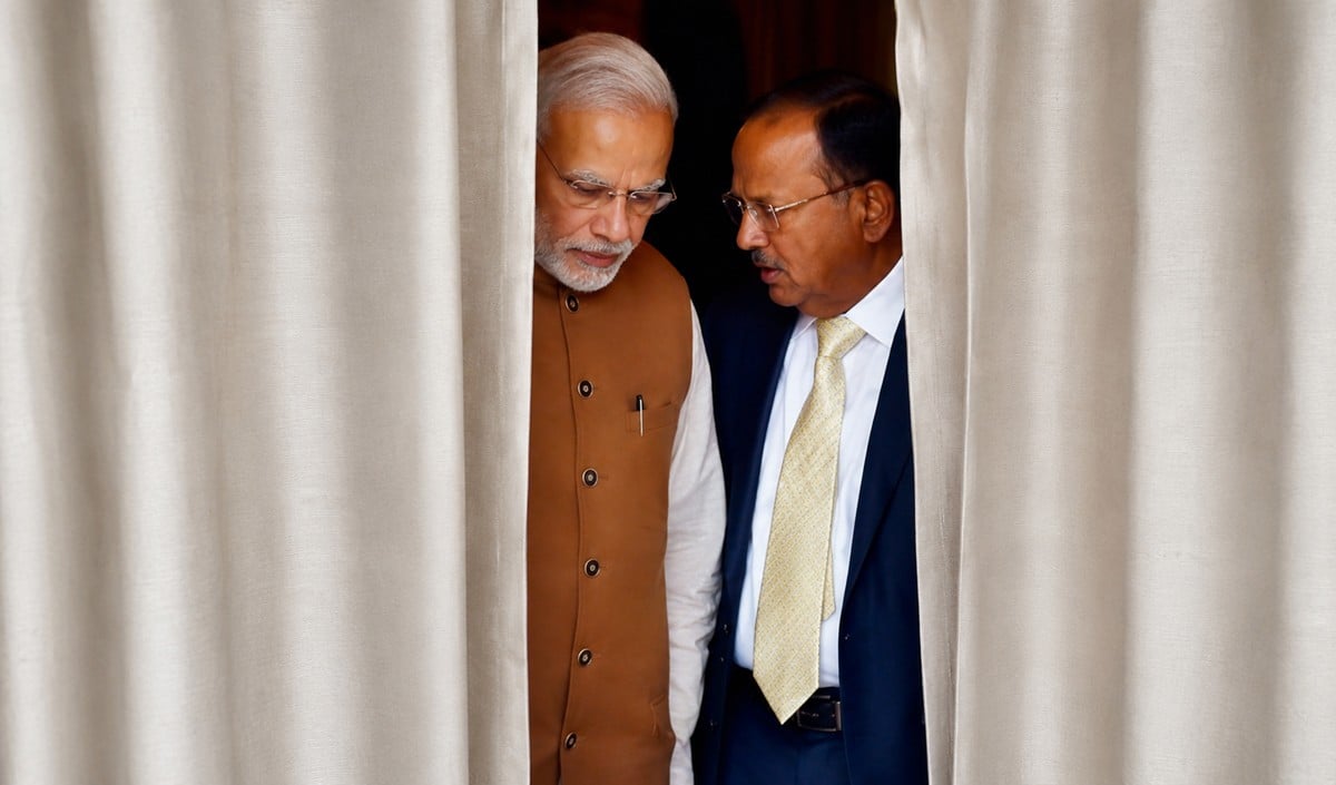 मोदी ने पकड़ी अमेरिका के कई खतरनाक लोगों की गर्दन! दुनिया हैरान