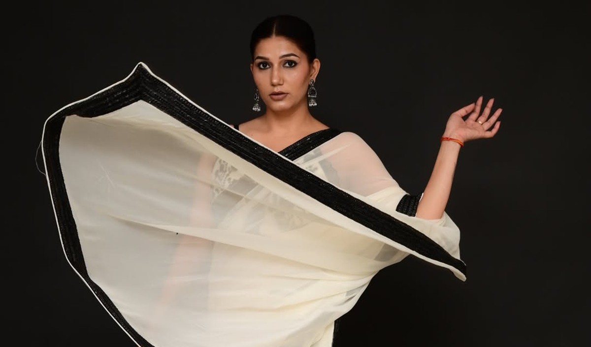 पति Veer Sahu से कोर्ट में जंग, Social Media पर Sapna Choudhary का तंज- मैं बदला नहीं लेती