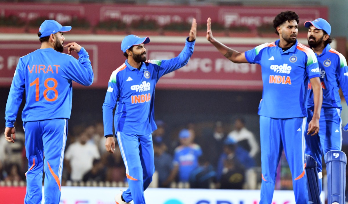 ICC ODI रैंकिंग: Team India टॉप पर, लेकिन New Zealand ने घटाई बादशाहत