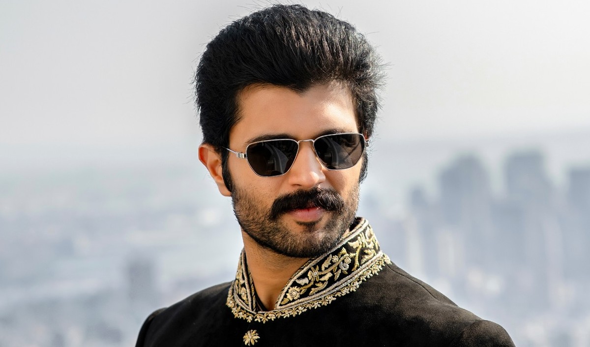 एक Fake Screenshot से मचा बवाल, Vijay Deverakonda की Team ने खारिज की Ranabaali पर उड़ी अफवाह