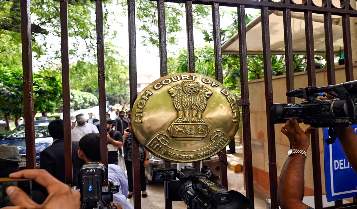 Excise Policy Case: सीबीआई की याचिका पर बढ़ीं मुश्किलें, हाई कोर्ट ने केजरीवाल-सिसोदिया को दिया Final Warning