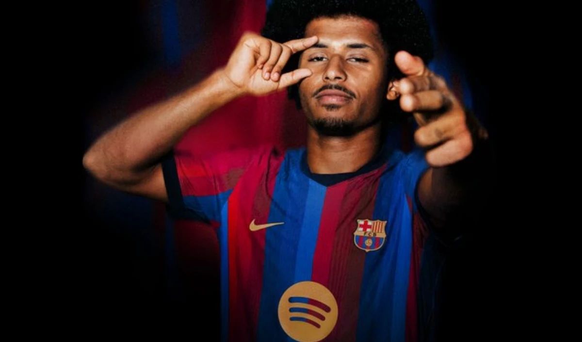 Hansi Flick के भरोसे ने बदली किस्मत, Borussia Dortmund छोड़ Barcelona में शामिल हुए Karim Adeyemi