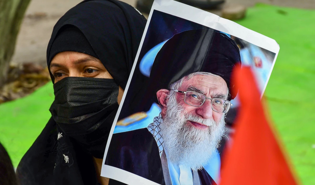 US-Iran Tension के बीच Donald Trump का बड़ा दावा, Ayatollah Ali Khamenei के बेटे मुज्तबा ‘90% खत्म’, ईरानी सेना पूरी तरह पंगु
