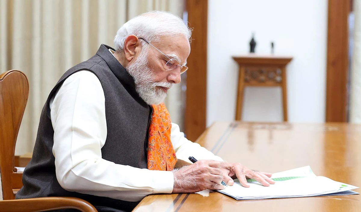 Modi Cabinet ने ले लिये बड़े फैसले, किसानों और नौजवानों को दे डाली बड़ी सौगात, विकास की रफ्तार भी होगी और तेज