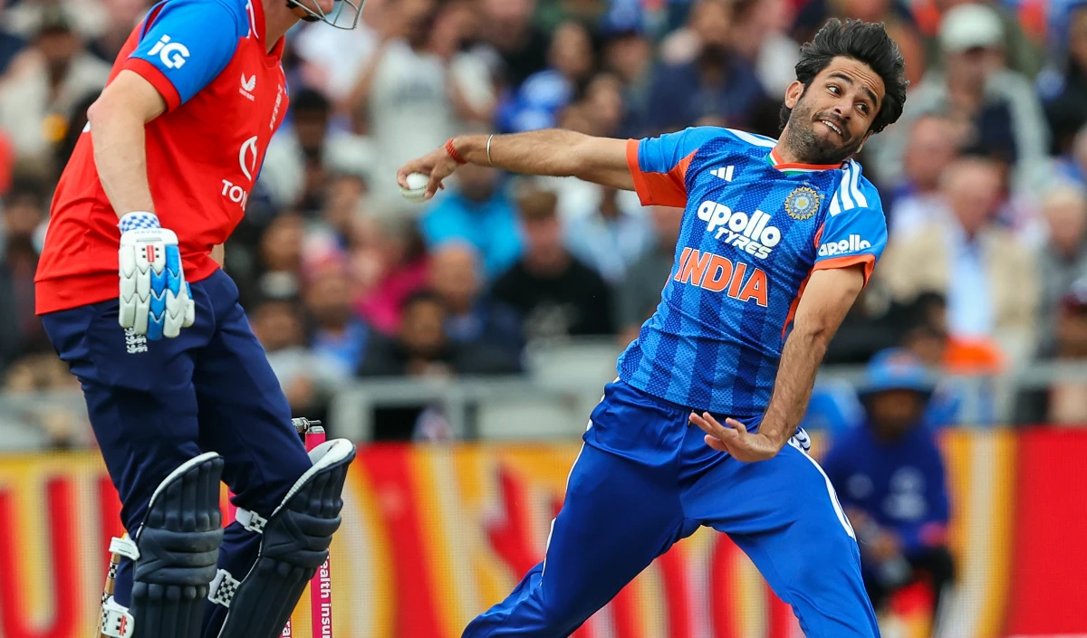 England के खिलाफ तीसरे T20 से पहले Ravi Bishnoi पर गिरेगी गाज? इस पेसर को मिलेगा मौका!