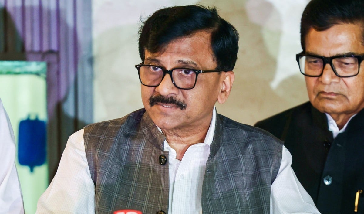 Uddhav गुट में भगदड़ के बाद ‘घर’ में घमासान, Sanjay Raut बोले- Leadership पर आत्म-मंथन जरूरी
