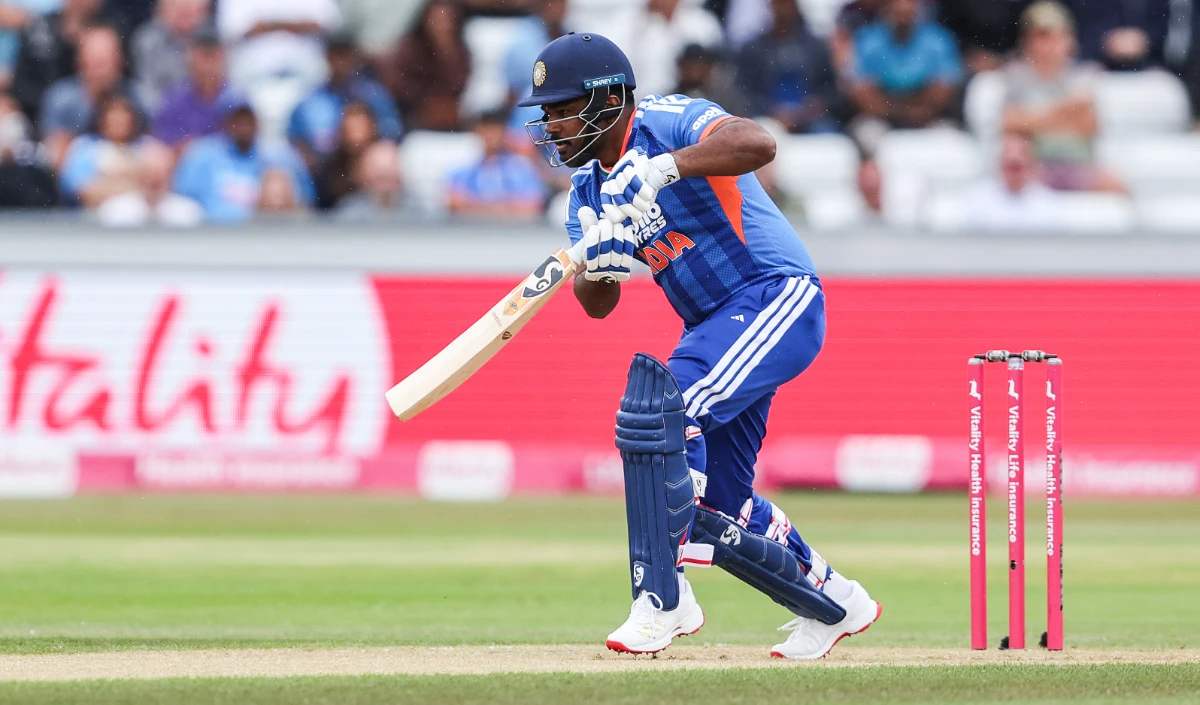IND vs ENG T20: Sanju Samson पर बढ़ा दबाव, एक और नाकामी तो Team India से हो सकती है छुट्टी?