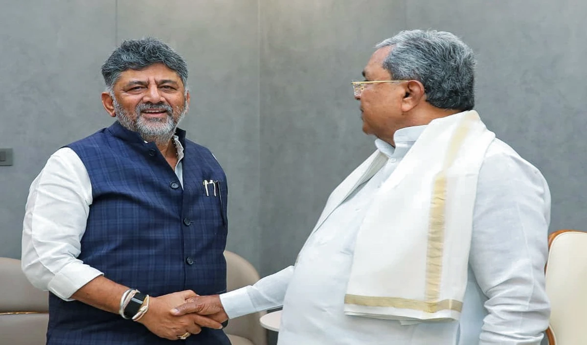 Karnataka Cabinet: विस्तार से पहले CM Siddaramaiah और Shivakumar की मुलाकात, अब Delhi दरबार में होगा फैसला