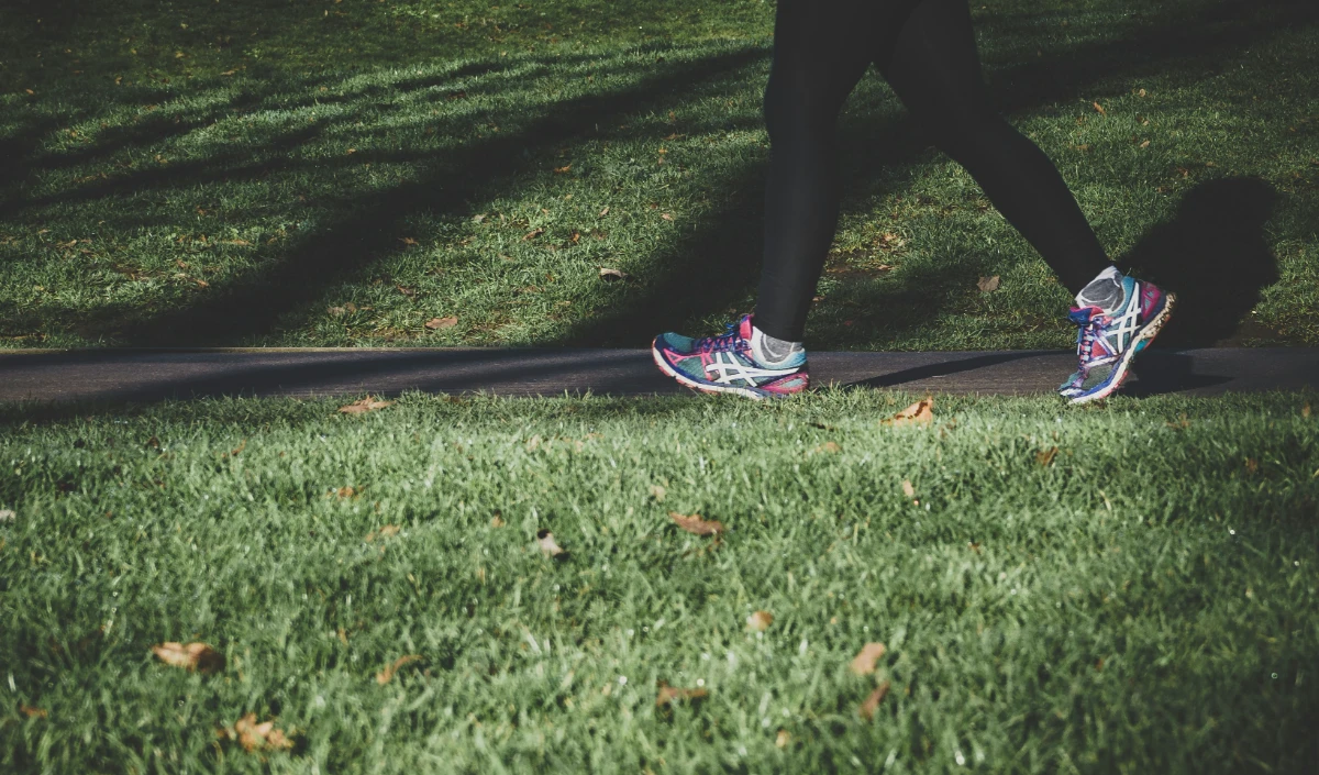 Diabetes से हैं परेशान? खाने के बाद 10 मिनट की Slow Walk बनेगी ‘Game Changer’