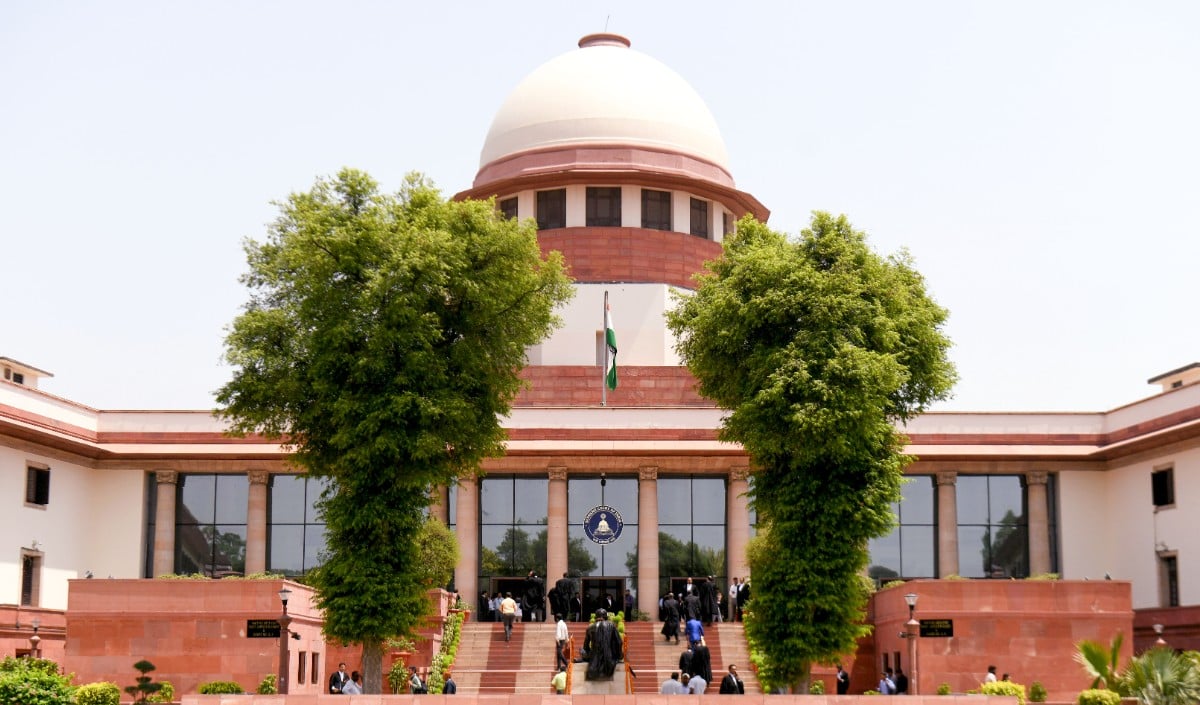 Fake Legal Precedents | आर्टिफिशियल इंटेलिजेंस की बड़ी चूक! सुप्रीम कोर्ट ने पकड़े 6 मनगढ़ंत फैसले, NCLT और NCLAT के आदेश निरस्त