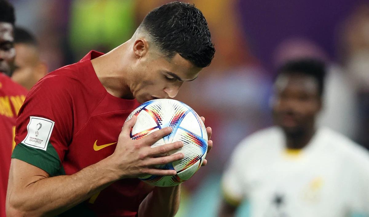 फुटबॉल से संन्यास का संकेत! Cristiano Ronaldo बोले- ‘शायद यह मेरा आखिरी साल है’, 25 साल लंबे करियर को अलविदा कहने की तैयारी