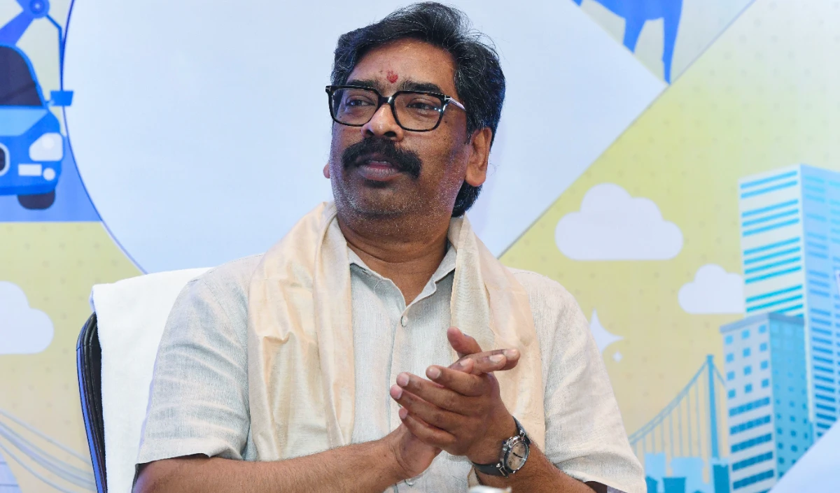 Jharkhand Assembly में घमासान, Hemant Soren बोले- BJP कर रही छात्र आंदोलन से राजनीति!