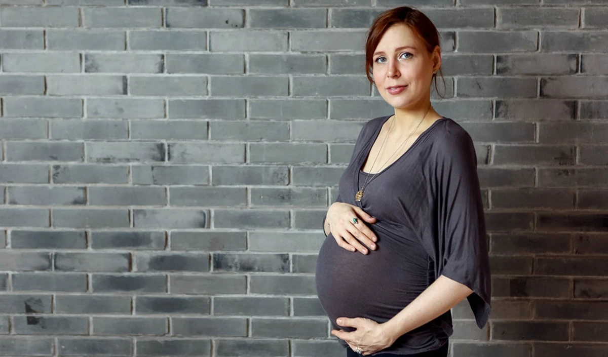 Low Sperm Count की समस्या में IVF या IUI? जानें बेहतर Success Rate के लिए कौन सा Treatment है किफायती