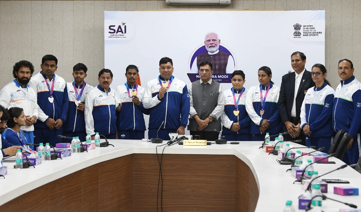 CWG में ऐतिहासिक प्रदर्शन: Union Minister Mandaviya ने Indian Boxers का किया सम्मान