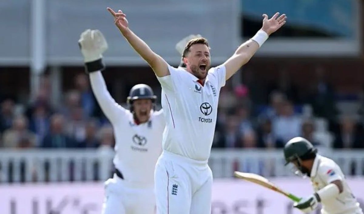 Ollie Robinson के 8 विकेट से ढहा Pakistan, England ने Lord’s Test जीतकर सीरीज पर जमाया कब्जा
