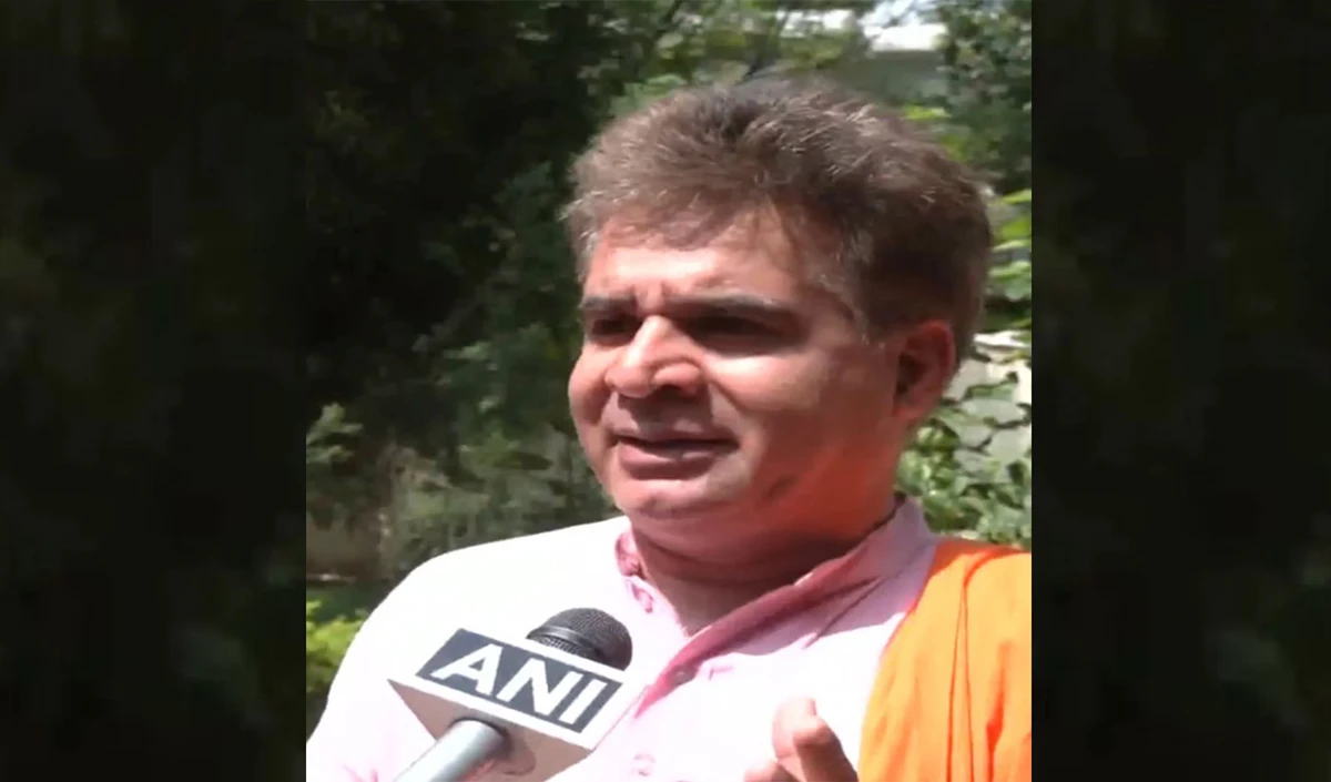 Farooq Abdullah के ‘Statehood’ वाले बयान पर भड़के Ravinder Raina, कहा- आतंक को सही ठहराना बंद करें