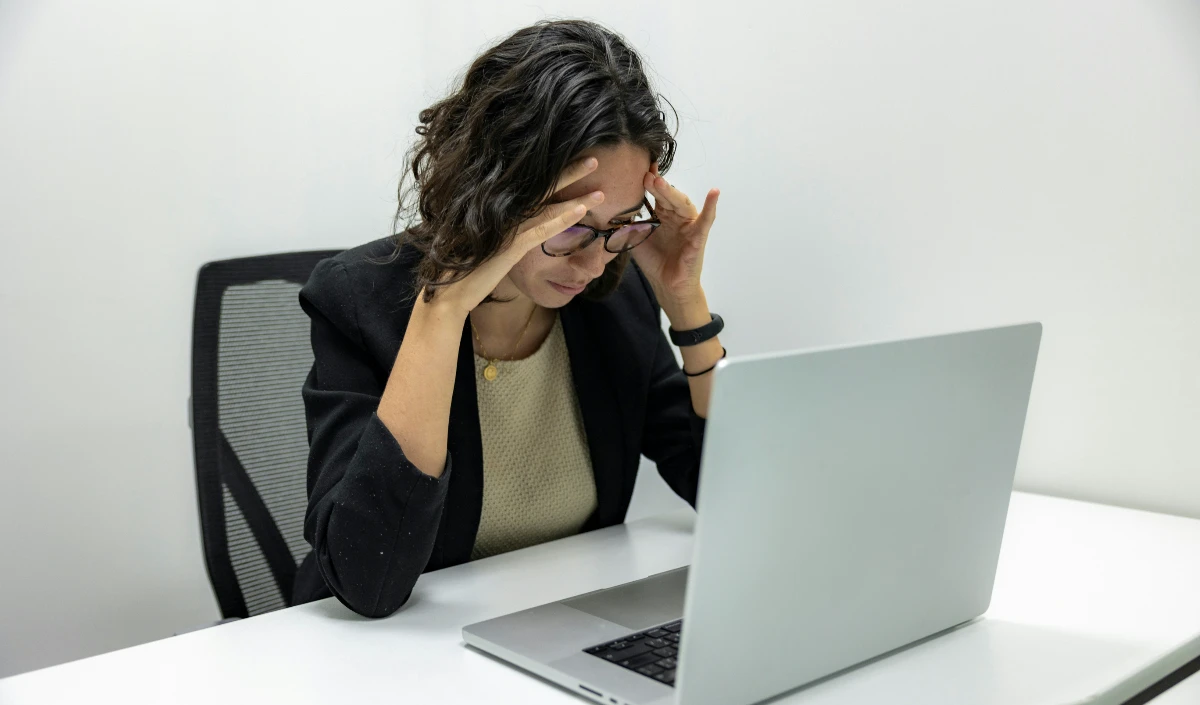 Maternity Leave के बाद ऑफिस लौटना क्यों बन जाता है मानसिक चुनौती? एक्सपर्ट्स ने बताए Anxiety और Stress के बड़े कारण