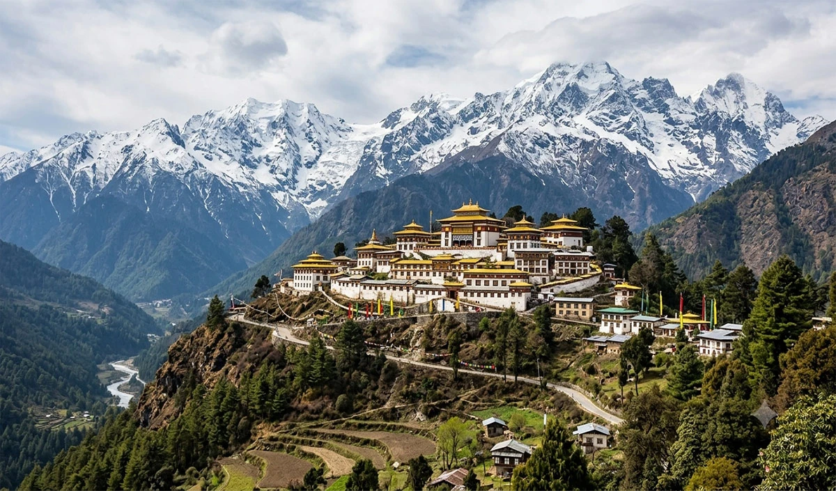 भारत का सबसे बड़ा Tawang Monastery: हिमालय की गोद में बसी Spiritual खूबसूरती और सांस्कृतिक विरासत का संगम