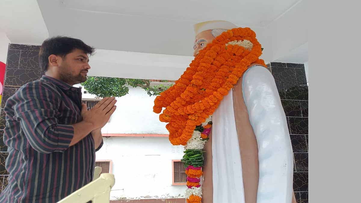 बलिया के पहले विधायक पं. राम अनन्त पाण्डेय की जयंती पर दी गई श्रद्धांजलि, नई पीढ़ी के लिए प्रेरणास्रोत