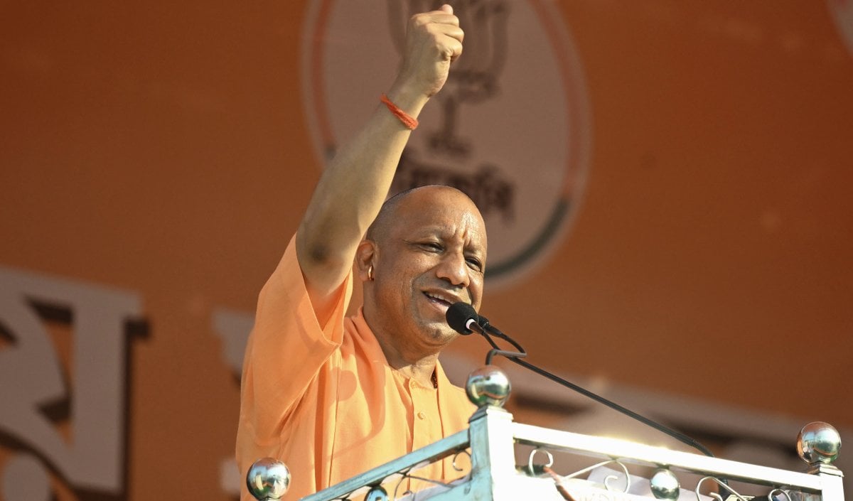 CM Yogi Adityanath ने SP को बताया सैफई सिंडिकेट, कहा- BJP राज में खत्म हुआ दंगों का दौर